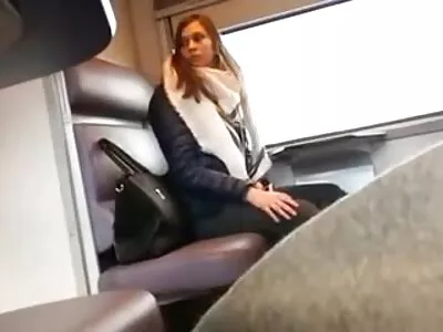 لیٹنا شہد اترنا چاہتا ہے۔