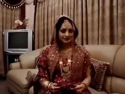 Hottie استاد کو بہکاتا ہے۔
