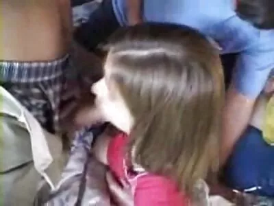 اس سے شوکیا جوڑے کو ان کے بہترین دوست کے ساتھ شامل ہونے میں کوئی اعتراض نہیں ہے۔