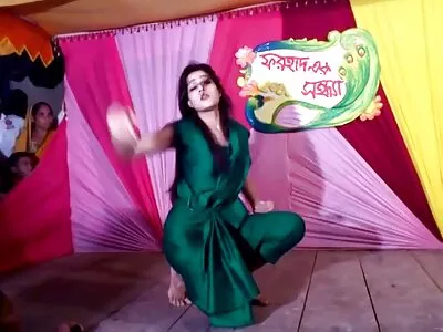 اس کا لنڈ چوسنے کی مہارت لاجواب ہے۔